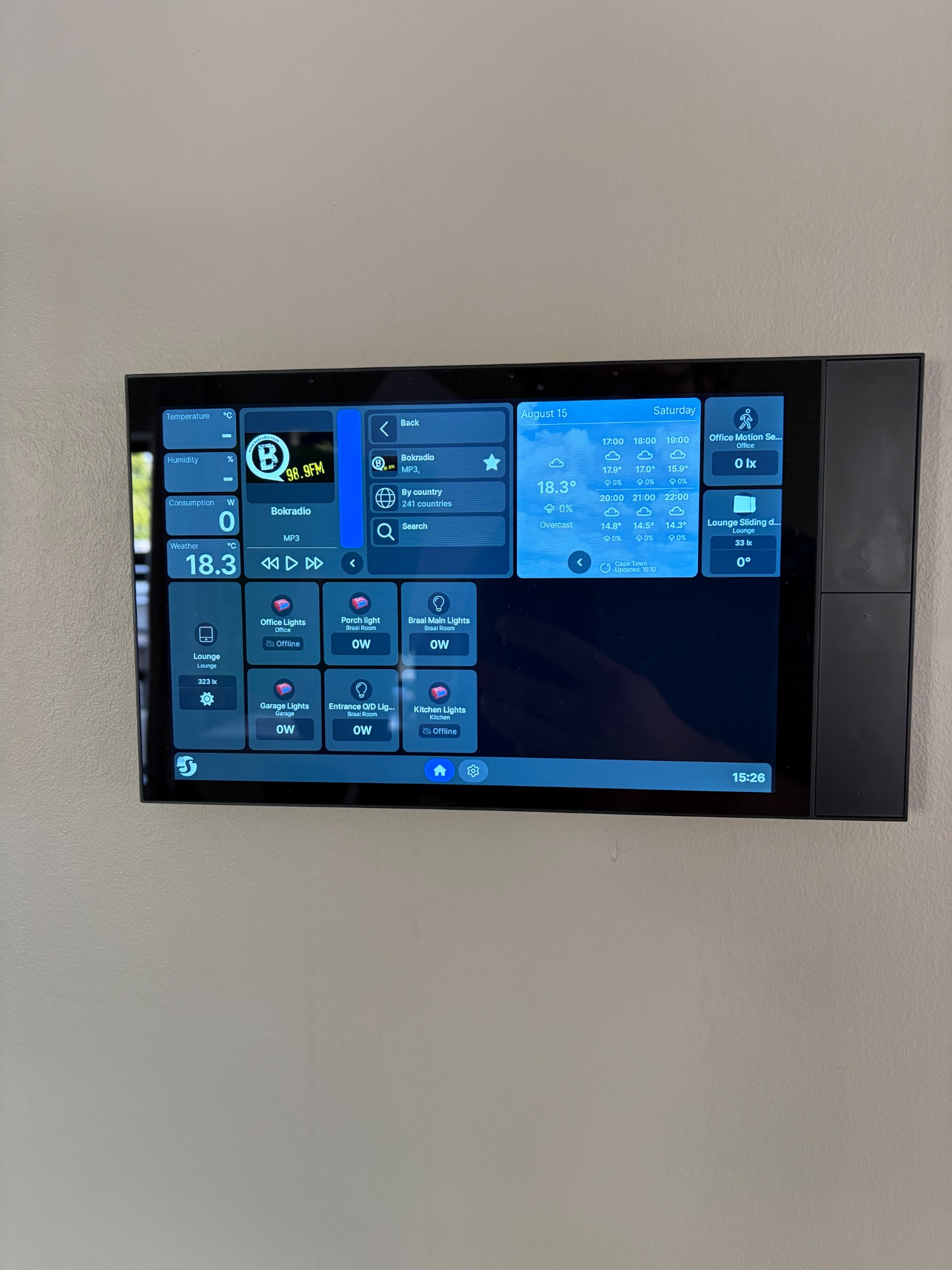 Shelly smart home wall control screen installed by B-Cool